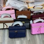 Medium sized box bag